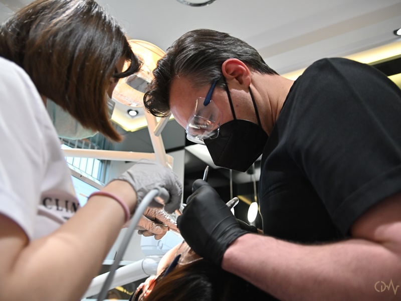 Traitement Orthodontique Istanbul Côté Européen, Traitements de Plaques Transparentes Invisalign Istanbul Turquie